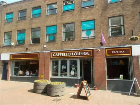 Cappello lounge